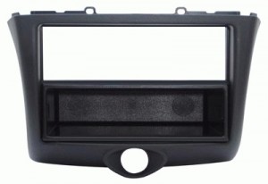 Maska TOYOTA Yaris 03-06